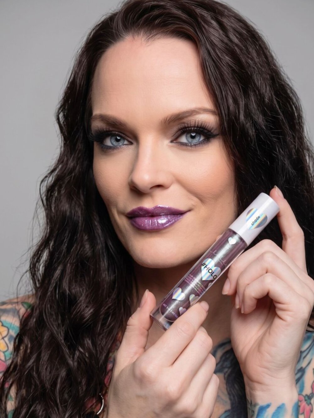 Lottie London ✦ #HOLO Duo‑Chrome Lip Gloss ✦ Shimmering Color‑Shift Lightweight